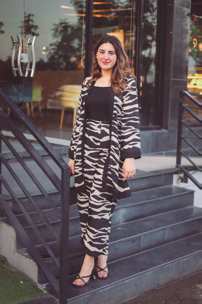 Zebra Print Kimino Set